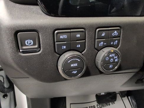 New 2026 Chevrolet Silverado 1500 RST w/ Dark Appearance Package image 19