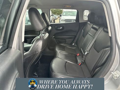 Used 2020 Jeep Compass Latitude FWD image 23