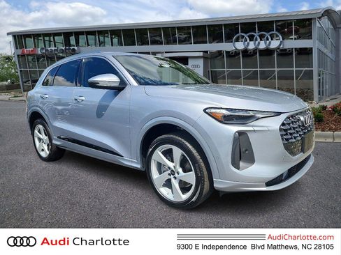 New 2025 Audi Q5 Premium Plus image 1