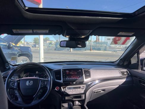 Used 2019 Honda Ridgeline Black Edition image 9
