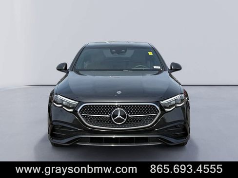 Used 2024 Mercedes-Benz E 350 4MATIC Sedan image 8