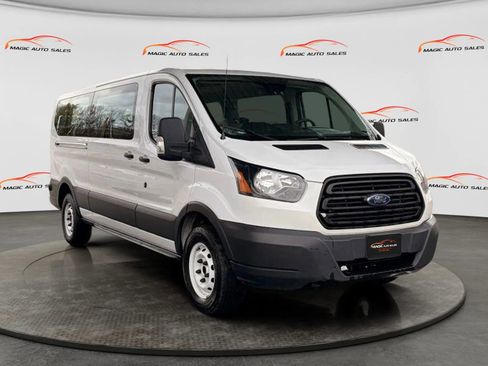 Used 2019 Ford Transit 350 XL RWD image 4