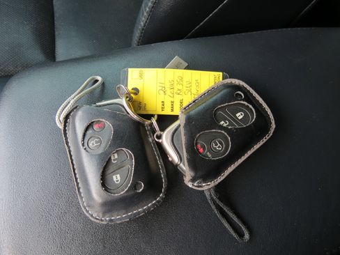 Used 2011 Lexus RX 350 2WD image 40