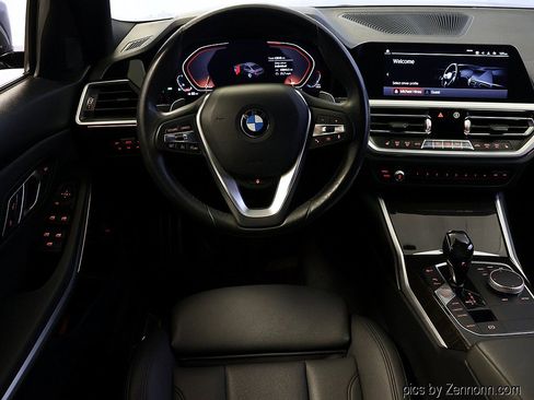 Used 2019 BMW 330i xDrive Sedan w/ Convenience Package AWD/4WD image 15