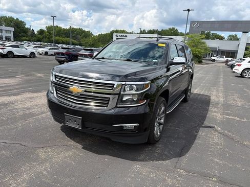 Used 2017 Chevrolet Suburban Premier AWD/4WD image 5