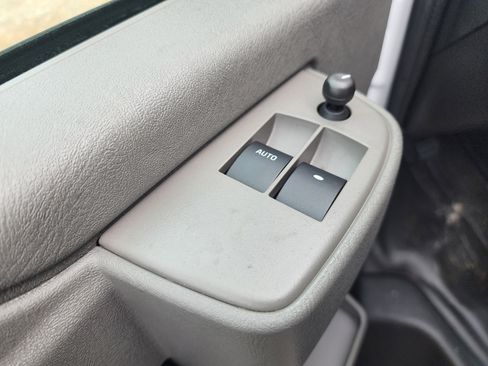 New 2025 Chevrolet Express 3500 w/ Power Convenience Package image 25