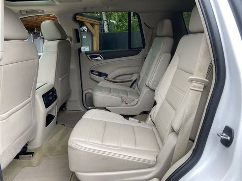 Used 2017 GMC Yukon Denali w/ Open Road Package AWD/4WD image 16