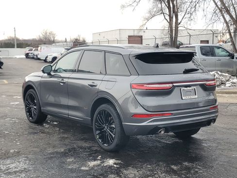 New 2026 Lincoln Corsair Premiere image 3