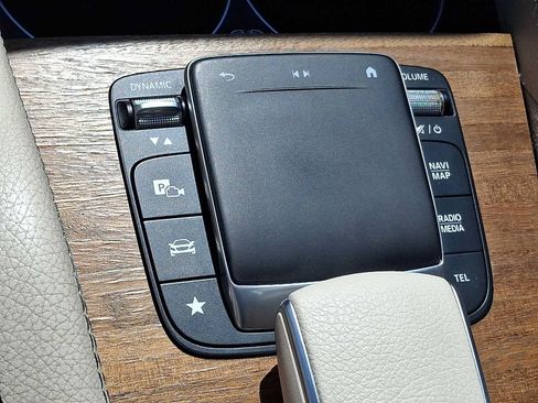 Certified 2022 Mercedes-Benz GLS 450 4MATIC image 20