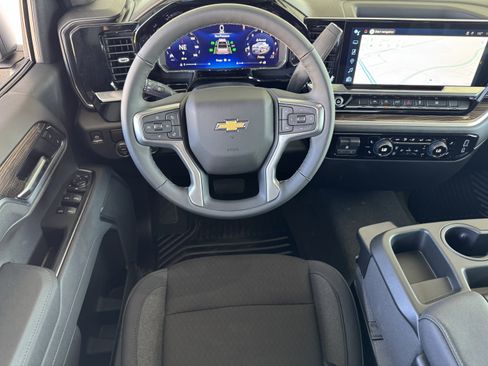 New 2026 Chevrolet Silverado 1500 LT image 17