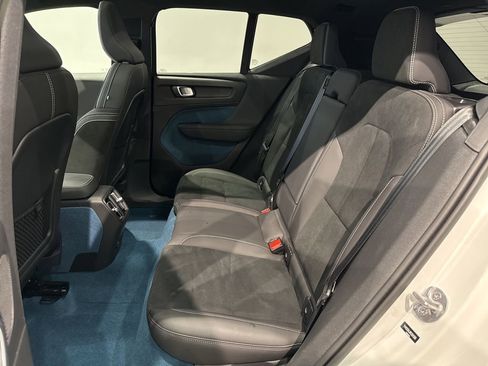 Used 2024 Volvo XC40 Recharge Plus w/ Protection Package Premier image 31