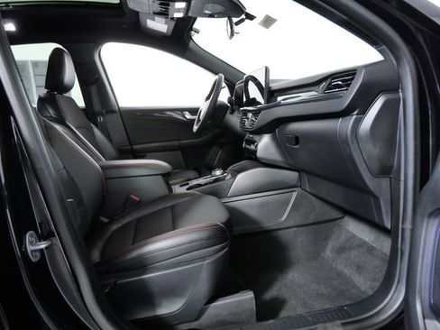 Certified 2024 Ford Escape ST-Line w/ Tech Pack #1 image 10