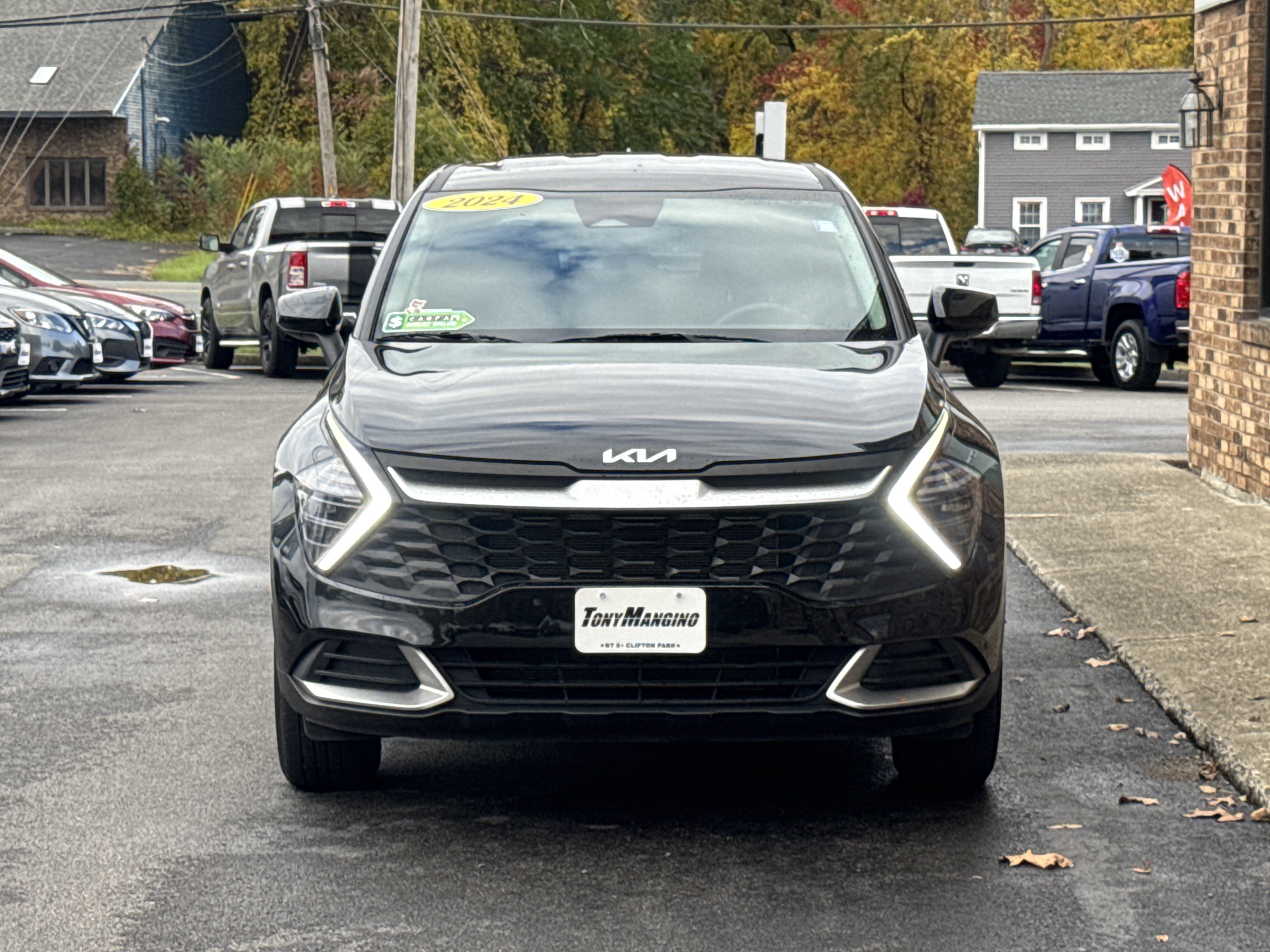 Used 2024 Kia Sportage LX AWD/4WD image 8