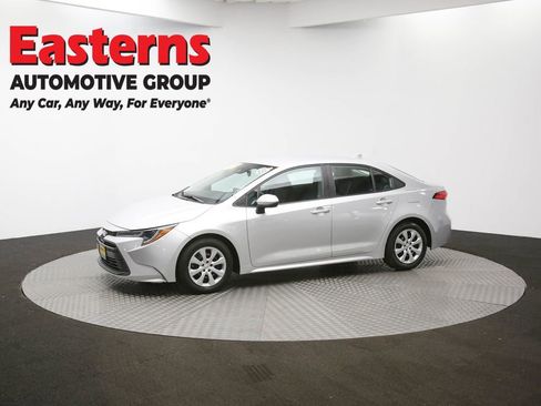 Used 2023 Toyota Corolla LE image 55