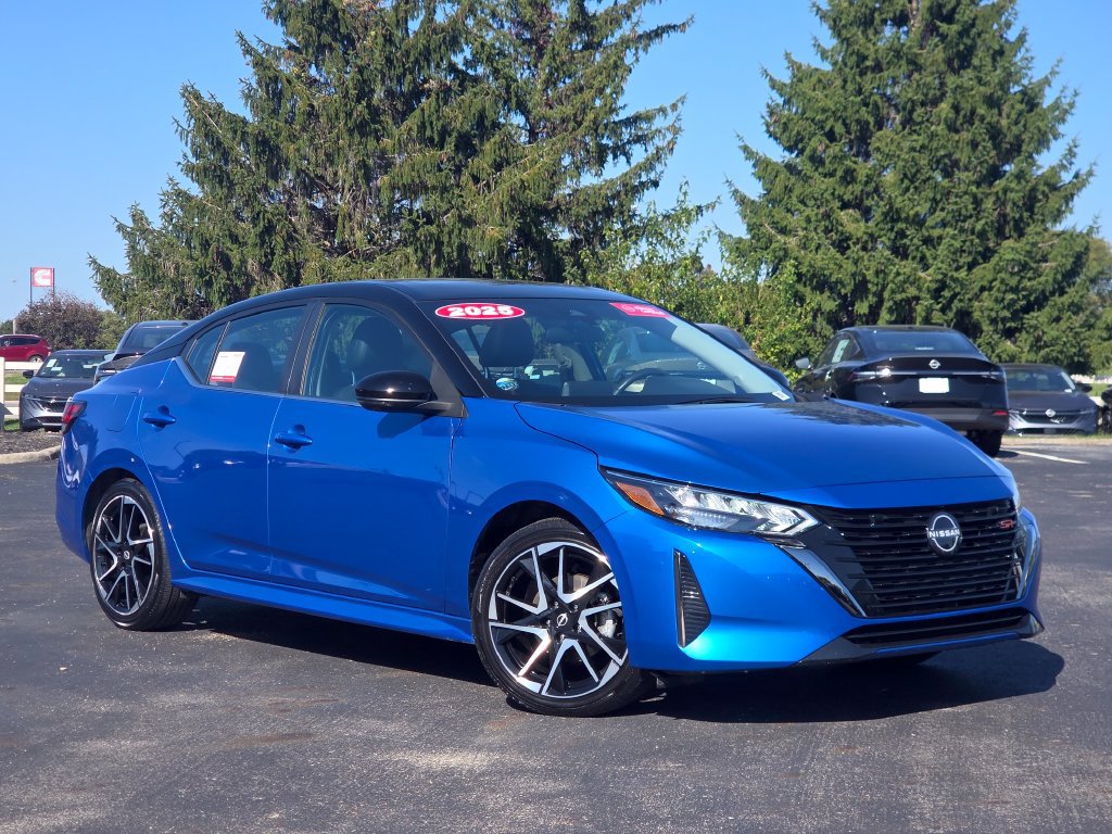 Certified 2025 Nissan Sentra SR w/ SR Premium Package FWD 360° Tour