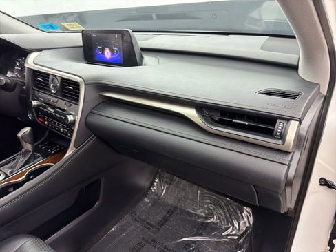 Used 2018 Lexus RX 350 AWD w/ Premium Package image 26