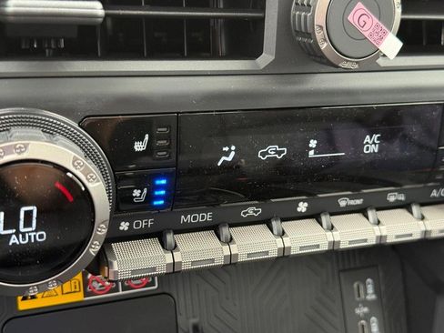 New 2025 Toyota Tacoma Limited image 15