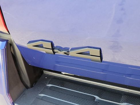 Used 2024 Toyota Tacoma TRD Sport w/ TRD Sport Premium Package image 7