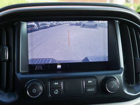 Used 2019 Chevrolet Colorado Z71 image 34