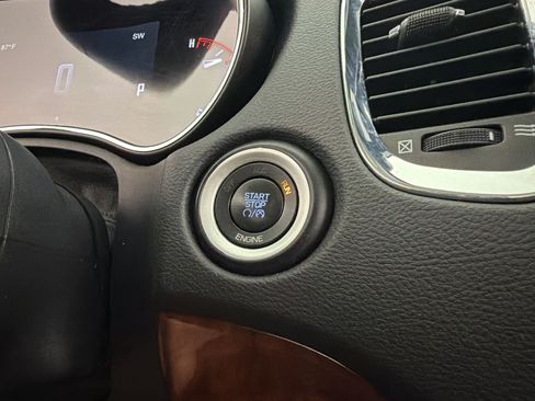 Used 2015 Dodge Durango Citadel w/ Technology Group RWD image 16
