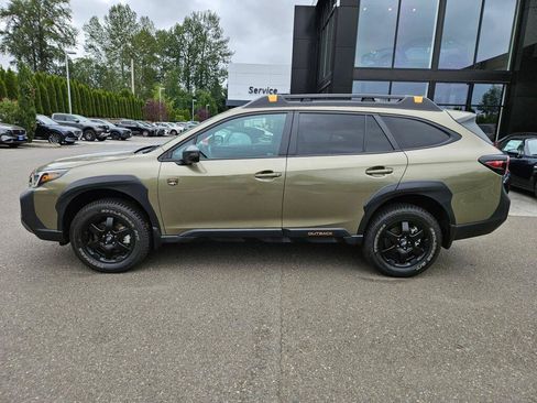 Used 2025 Subaru Outback Wilderness AWD/4WD image 2