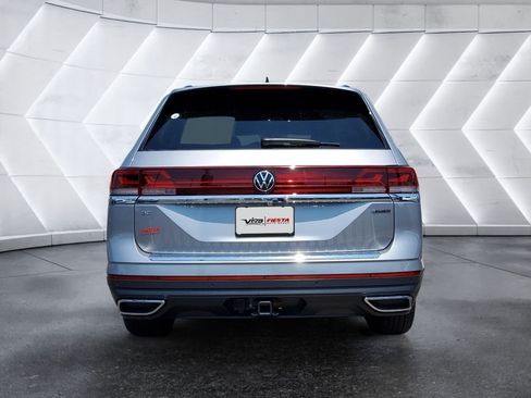 Used 2026 Volkswagen Atlas SE AWD/4WD image 5