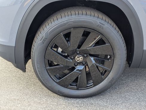 New 2026 Volkswagen Atlas Cross Sport SE AWD/4WD image 10