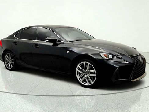 Used 2018 Lexus IS 350 AWD image 3