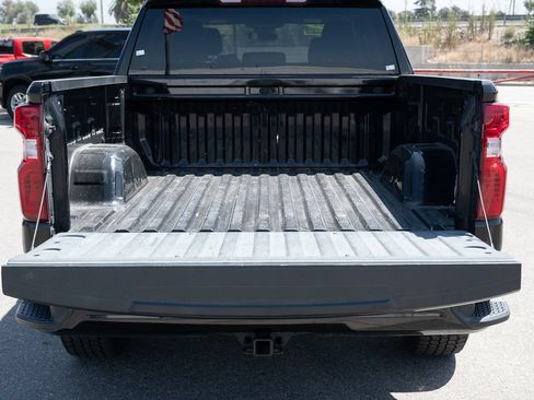 Used 2022 Chevrolet Silverado 1500 Custom RWD image 12