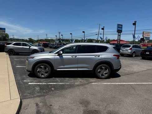 Used 2022 Hyundai Santa Fe SEL w/ Convenience Package FWD image 6