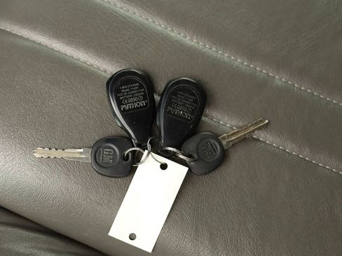 Used 2013 Chevrolet Express 2500 image 53