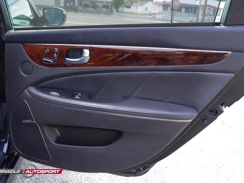 Used 2015 Hyundai Equus Ultimate RWD image 40