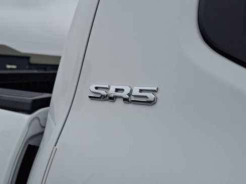 Certified 2024 Toyota Tacoma SR5 AWD/4WD image 29
