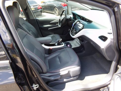 Used 2020 Chevrolet Bolt Premier image 27