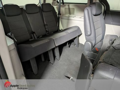 Used 2009 Dodge Grand Caravan SE FWD image 31