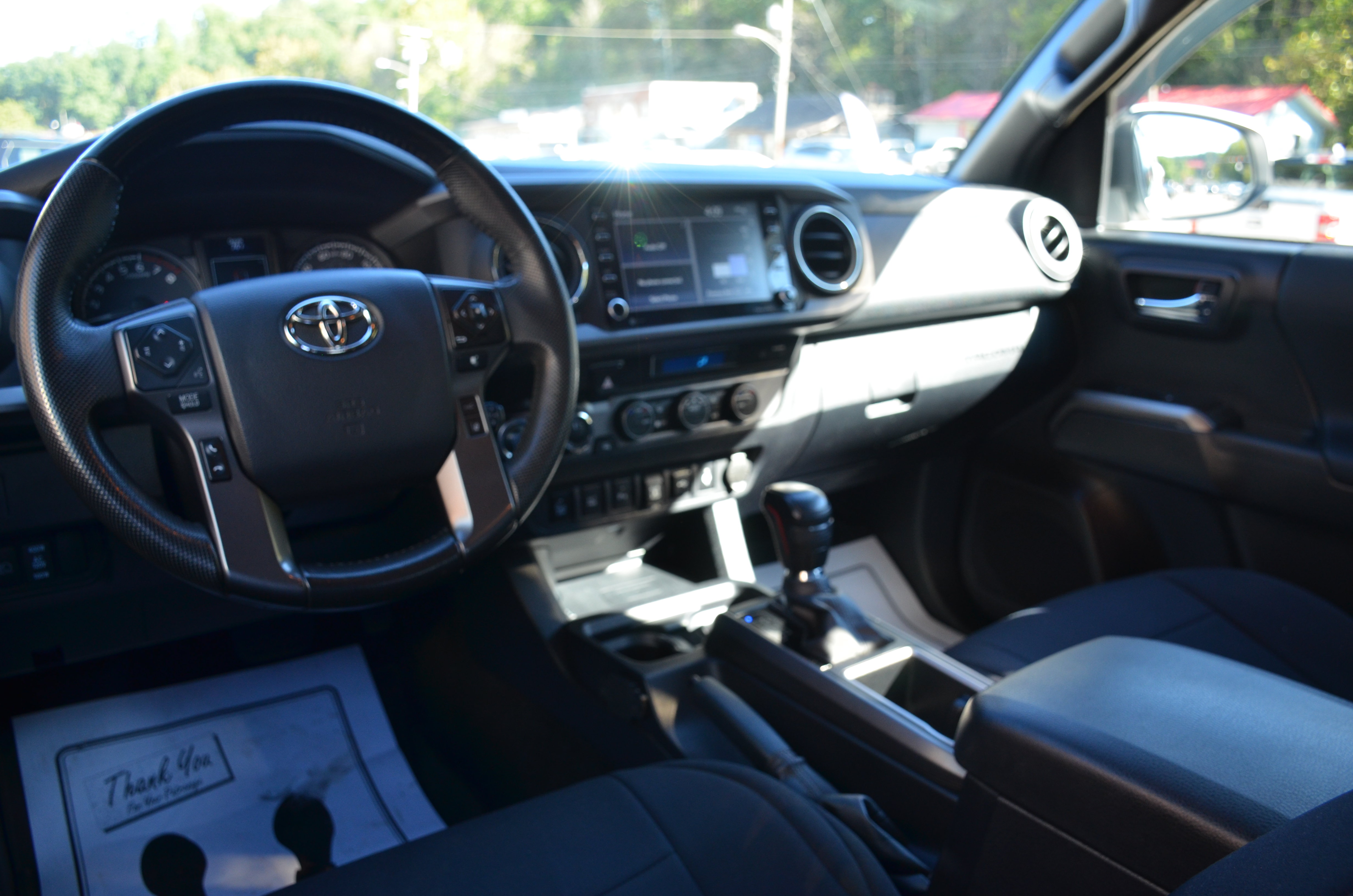 Used 2023 Toyota Tacoma TRD Off-Road w/ Technology Package AWD/4WD image 43