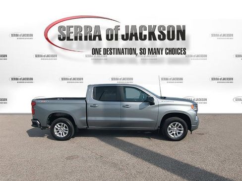Used 2026 Chevrolet Silverado 1500 RST AWD/4WD image 10