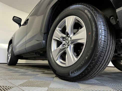 Certified 2024 Toyota RAV4 XLE FWD image 25