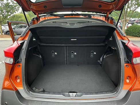 Certified 2020 Nissan Kicks SR w/ SR Premium Package FWD image 25