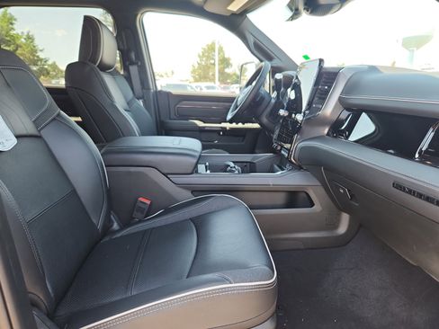 New 2025 RAM 2500 Limited image 20