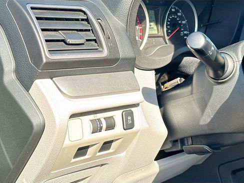 Used 2018 Subaru Forester 2.5i w/ Alloy Wheel Package image 11