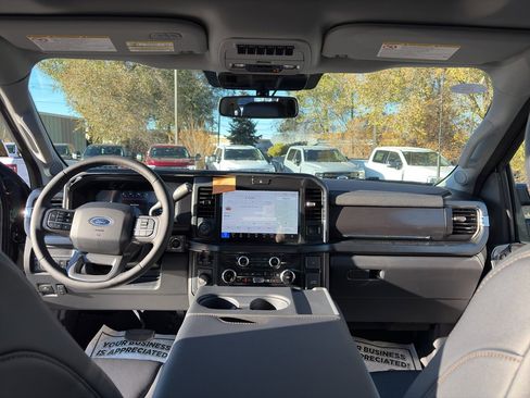 New 2026 Ford F350 Lariat w/ Black Appearance Package image 32