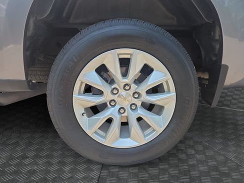 Used 2021 Chevrolet Silverado 1500 Custom RWD image 34