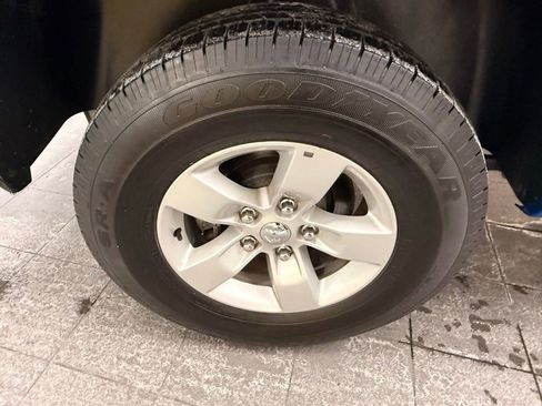 Certified 2024 RAM 1500 Classic SLT image 41