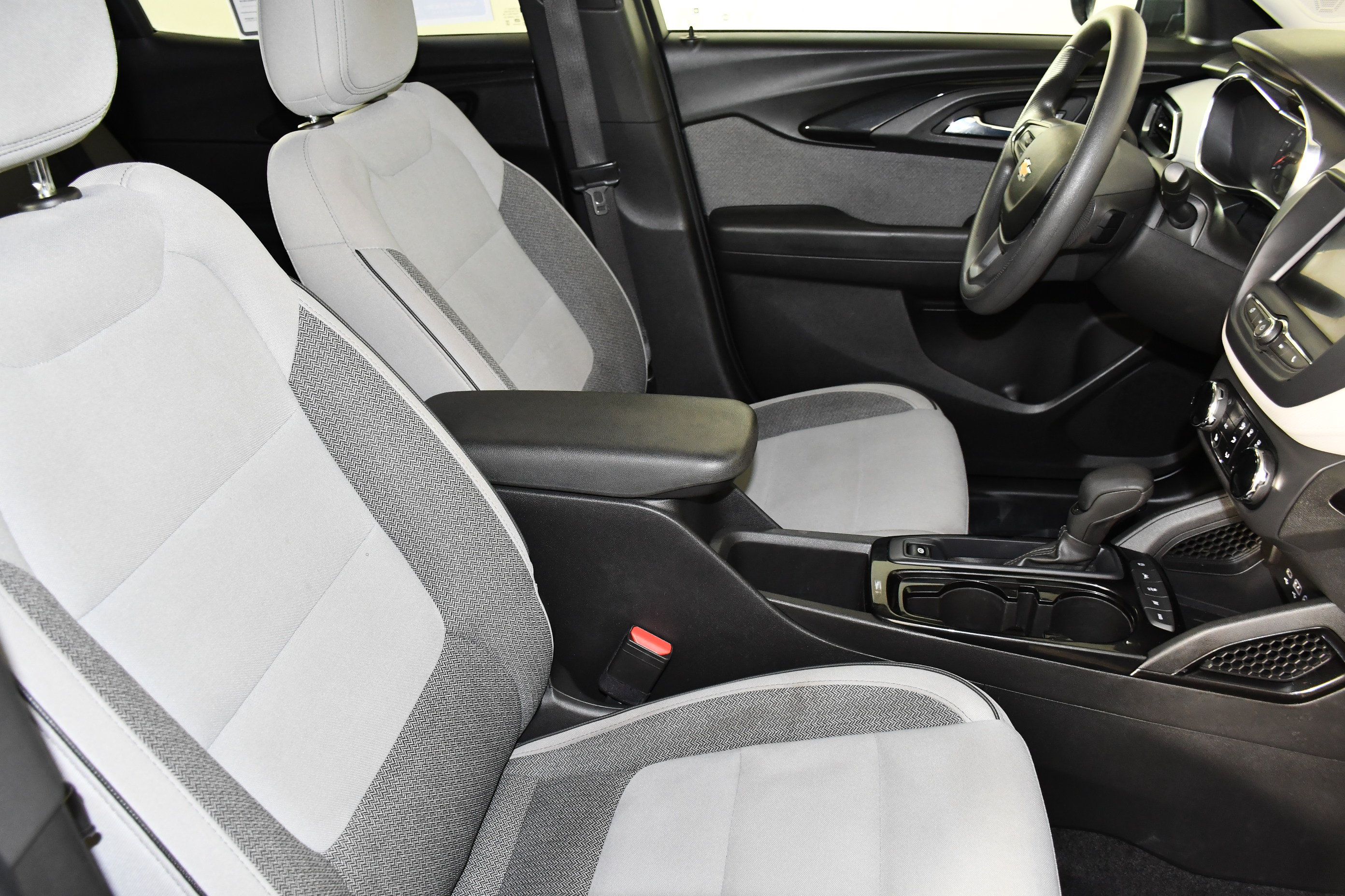 Used 2021 Chevrolet TrailBlazer LT AWD/4WD image 41
