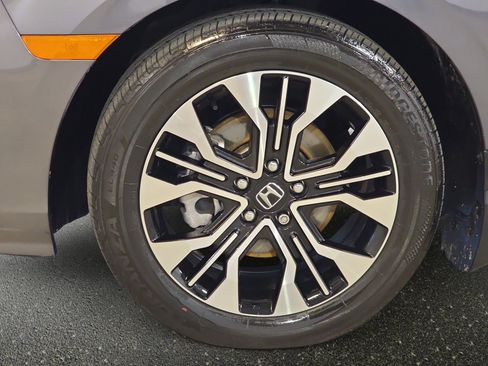 Certified 2025 Honda Odyssey Elite image 32