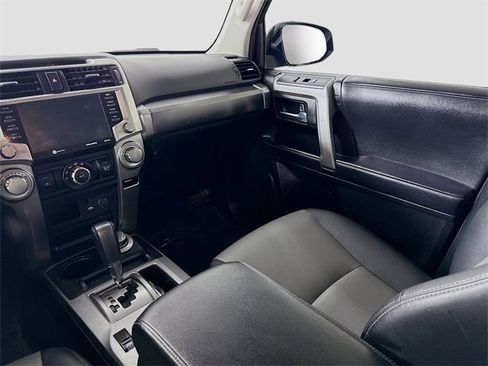 Certified 2022 Toyota 4Runner SR5 Premium image 23