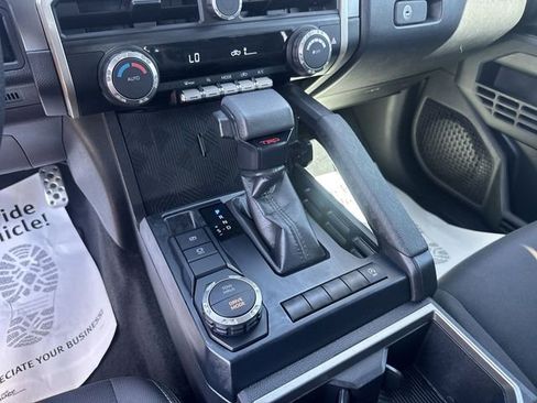 Used 2024 Toyota Tacoma TRD Sport image 21