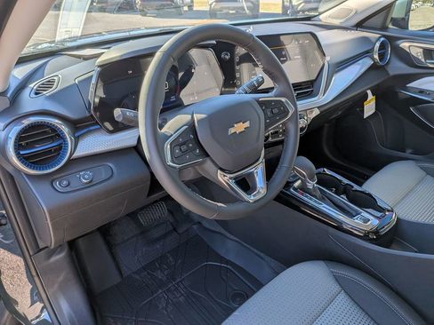 New 2026 Chevrolet Trax LT w/ Driver Confidence Package image 13