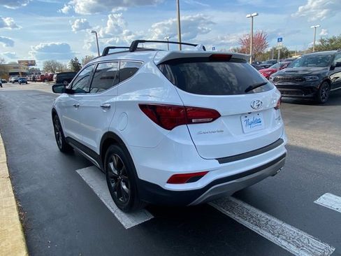 Used 2018 Hyundai Santa Fe Sport image 6